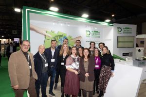 Greek Green Awards-Bράβευση της Περιβαλλοντικής δράσης ''Ζωγραφίζω σήμερα για ένα βιώσιμο πλανήτη αύριο'' με την συνεργασία της COMBATT AE